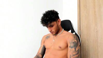 Horny gay men muscle videos - drtuber.com