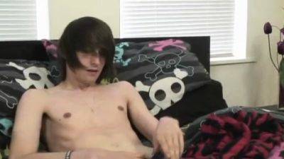 Gay scandal sex tapes Hot emo stud Mikey Red has never - drtuber.com